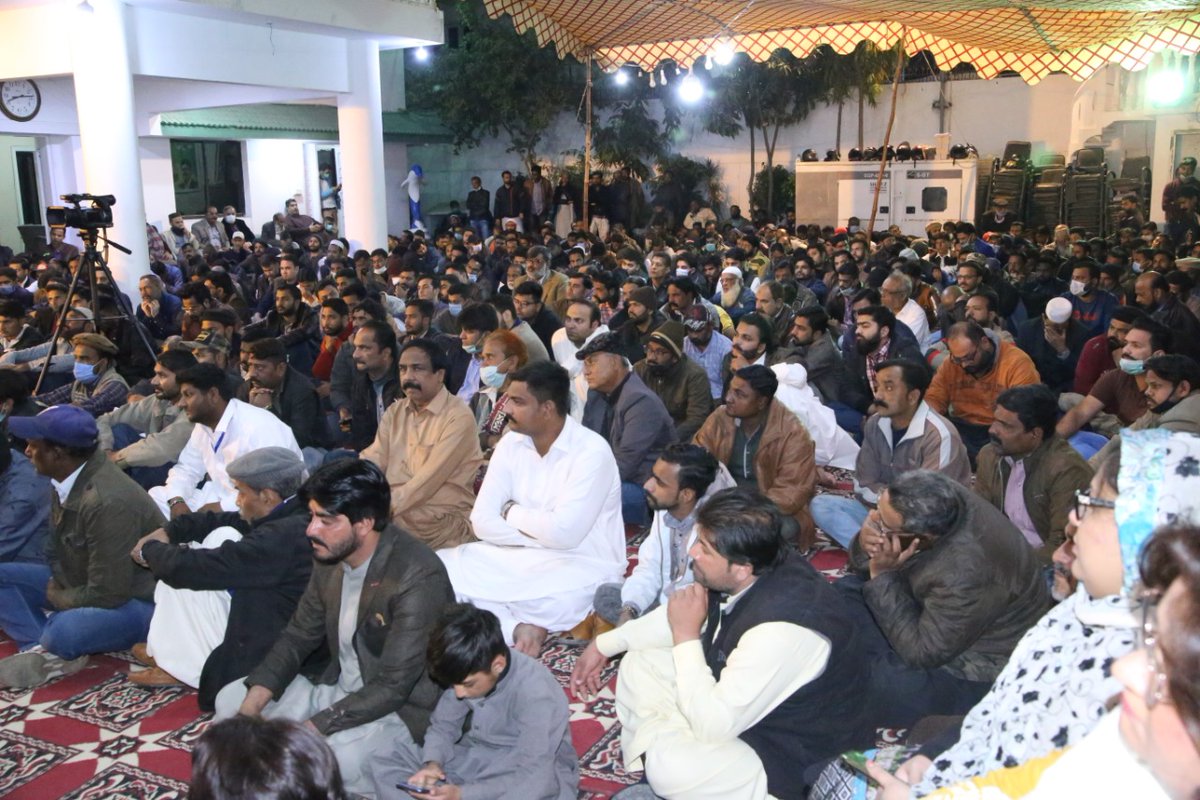 MQMPUpdates's tweet photo. پاک سرزمین پارٹی کے مرکزی سیکریٹریٹ پاکستان ہاؤس میں سوشل میڈیا اور ماڈل یوسیز کے زمہ داران کے اجلاس سے چیئرمین سید مصطفی کمال اور صدرانیس قائمخانی کا خطاب، اس موقع پر اراکین سینٹرل ایگزیکٹو کمیٹی اور نیشنل کونسل بھی موجود ہیں-
@KamalPSP 
#PSP #MustafaKamal #Karachi https://t.co/kSvfpdV8G2