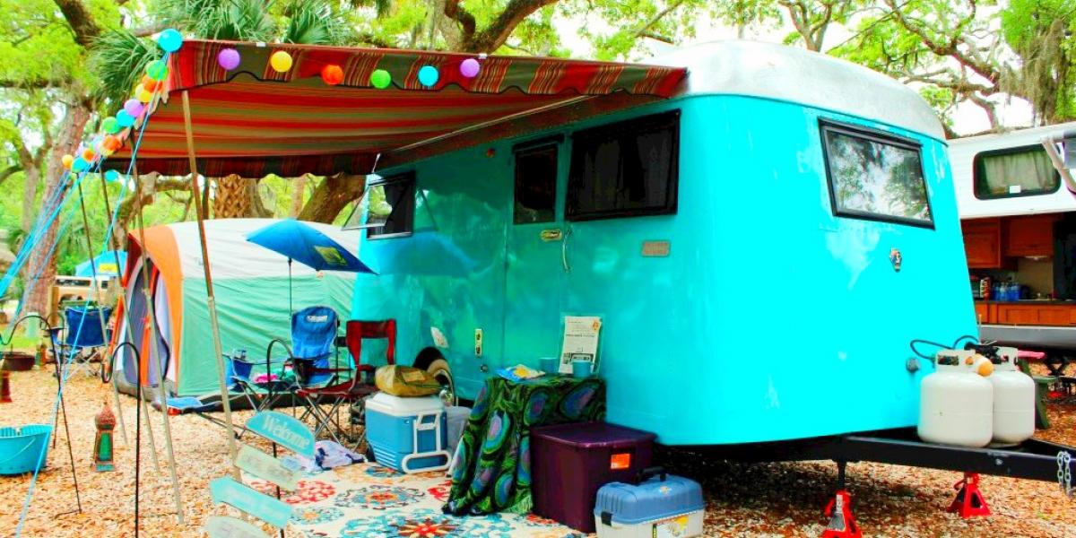 VisitSavannah's tweet image. Pitch your tent or park your RV at these Savannah campgrounds: bit.ly/35jr3Pw