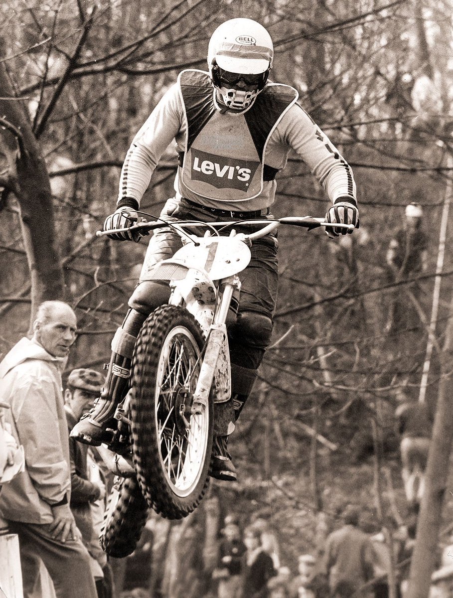 2_wheeled's tweet photo. RIP Joel Robert - One of the greatest Belgian motocross riders has crossed the final finishline
#joelrobert #belgianmx https://t.co/u1ZO3XUkxE