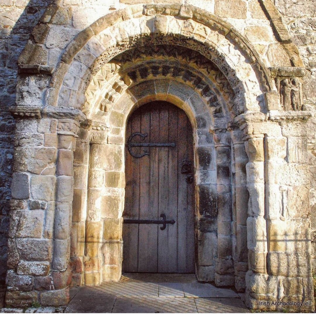 irarchaeology's tweet photo. 12th century Romanesque doorway, Freshford, Co Kilkenny https://t.co/e8vhS9f4AN