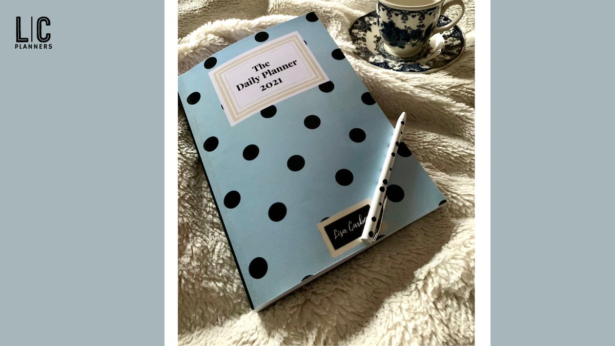 lisacarboni's tweet photo. Cosa c'è di meglio di un nuovo e bellissimo planner con pagine completamente vuote da riempire con le tue speranze ed i tuoi sogni?
👉perfetto per pianificare il tuo lavoro e la tua vita!👉https://t.co/FkfaWmEYs0 #lisacarboniplanners #planner #planneraddict #workplanner https://t.co/0avd1fv8OB