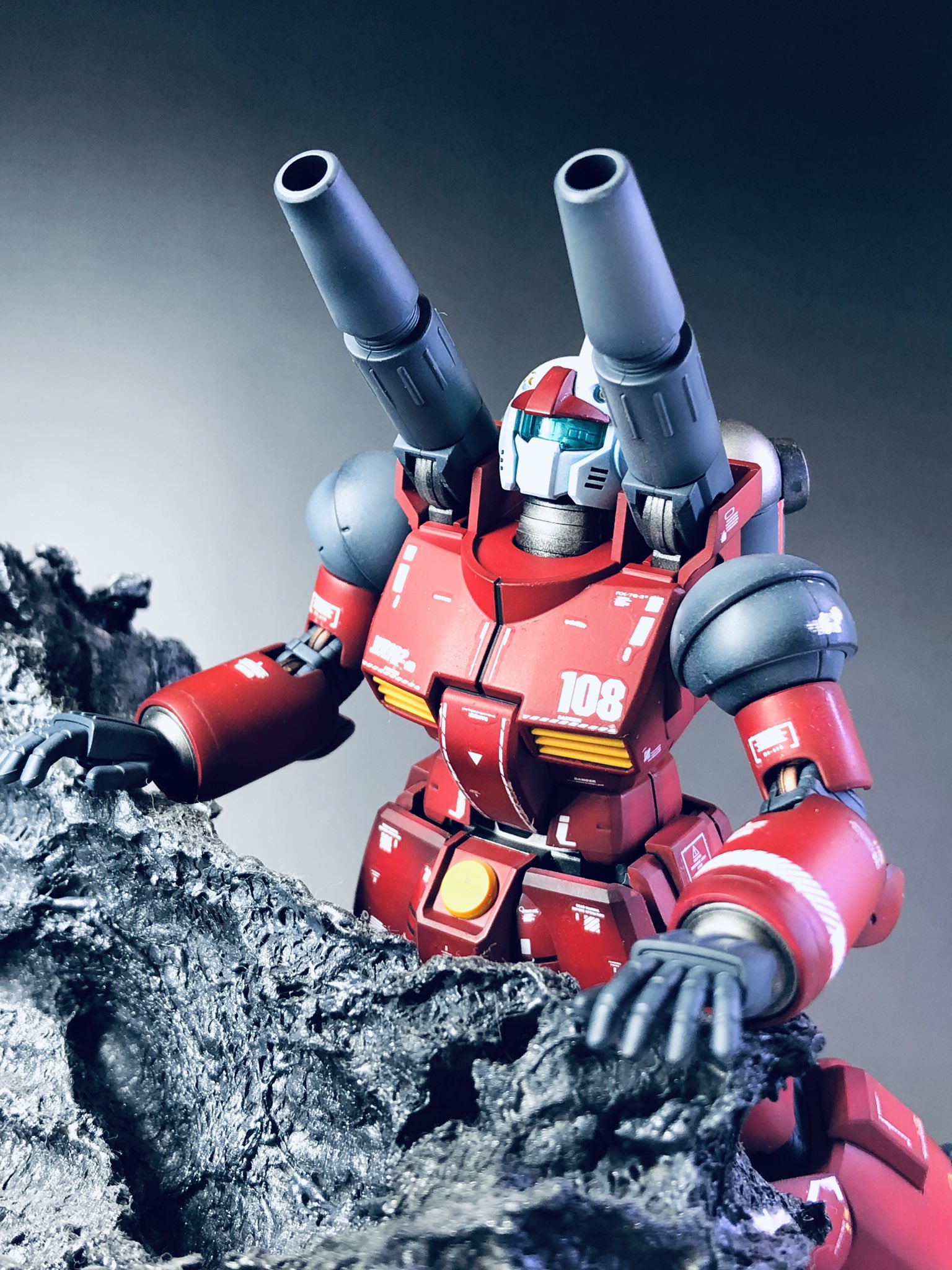 めおぷら 新作 Hgucガンキャノン Revive版 完成しました 勝手にタイムアタックをしまして 開梱から撮影まで12時間43分で仕上げました もちろん全塗装です 赤いガンキャノンは本当に久しぶりでした カイさん最高 軟弱者 ガンキャノン Gunpla