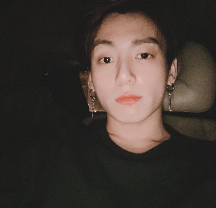 who tf is he so hot for