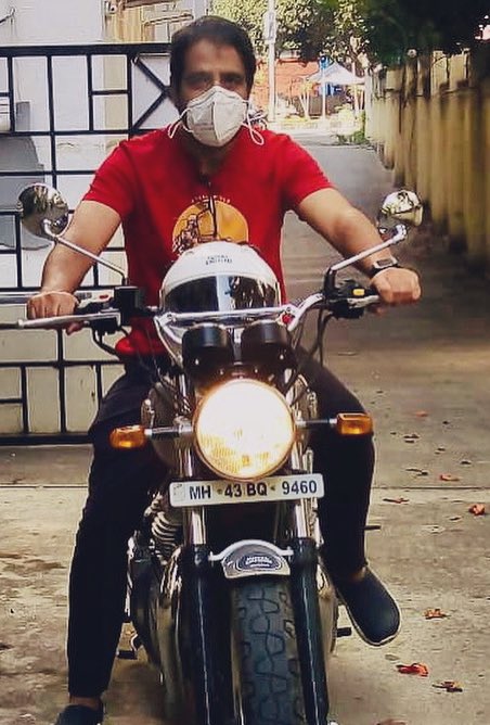 Vimalsumbly's tweet photo. Always wear mask while riding or driving for safety of self & others.
#WearAMask
#StaySafe
#ridesafe #deivesafe https://t.co/nR4febcN31