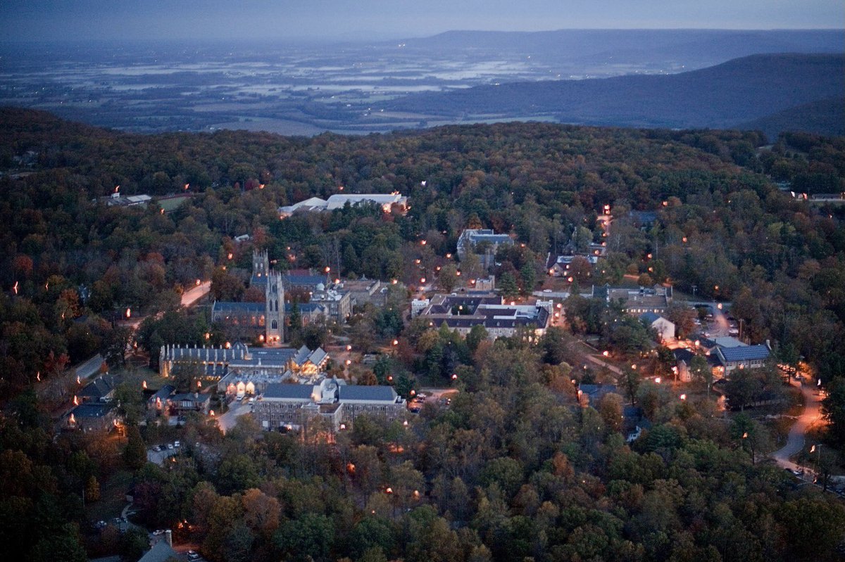 _jimmymitchell4's tweet photo. I am excited to announce my commitment to study and play basketball at Sewanee: The University of the South (pending admission). Thank you to Coach Emerson and Coach Stone for this incredible opportunity, and to Coach Carrier and my other coaches for all their support! #YSR https://t.co/Vi3nEbz3XO