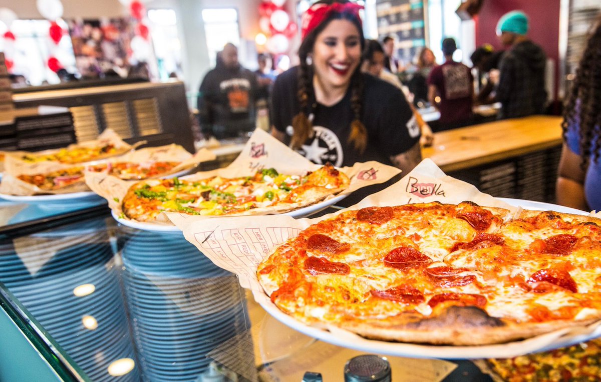 The best way to beat the hump day slump is devouring some @modpizza with a good company from <a href="/Myseatcheck/">Seatcheckapp</a> 

Click 👇🏻to SEAT. EAT. MEET
iOS - goo.gl/i7mbvX
Google play - tinyurl.com/ya3zuvmy

#seat #eat #meet #nevereatalone #seatcheck