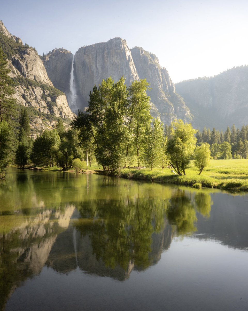 casaramoon's tweet photo. Yosemite always glows with life https://t.co/OtjpX8B7XB