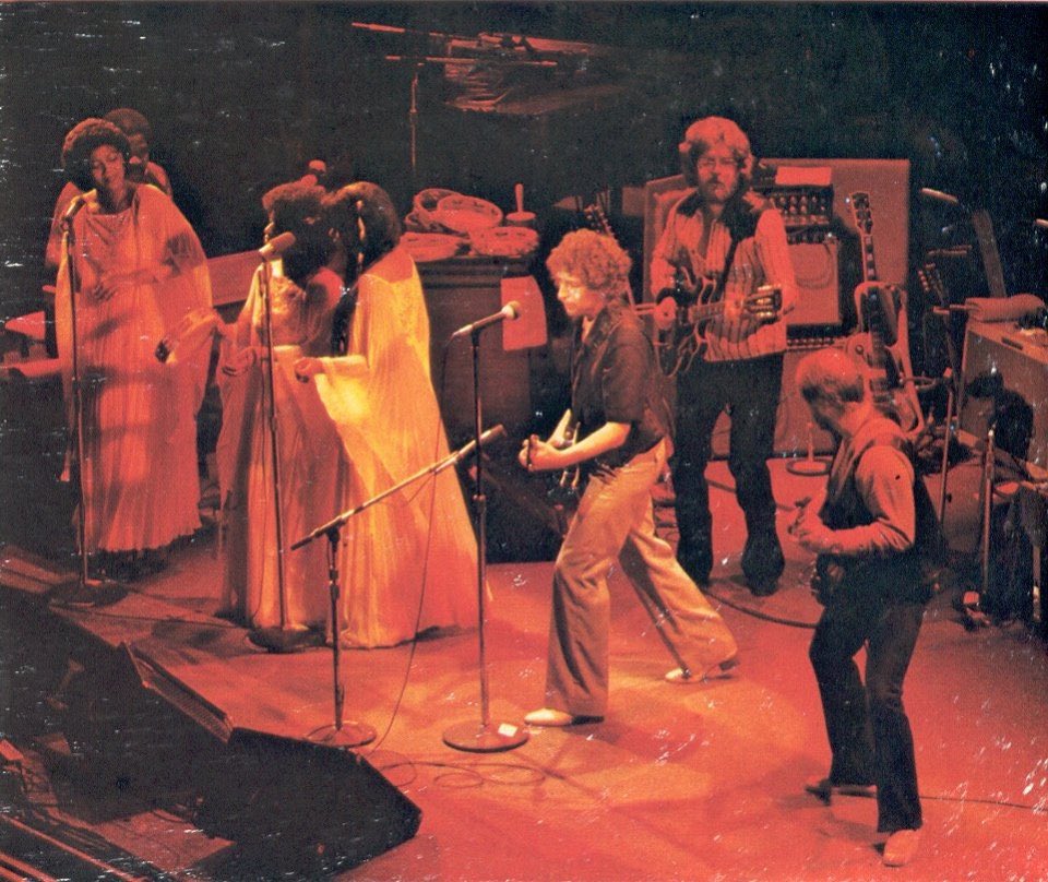 The Warfield is a 2300 seat music venue that was origionally opened in 1922 as the Loews Warfield. I Later it became known as the Fox Warfield. The Warfield really came to prominence, however, in 1979 when Bob Dylan played the first 14 shows of his gospel tour at the venue.