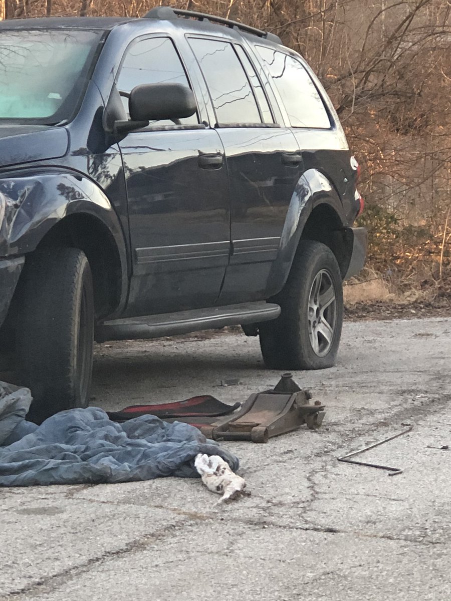 IrelandMD's tweet photo. @KCMO311 can you address this guy using a public street as his mechanic shop?  This is by my garage - 848 E. 82nd Street.  Have reported him a few different times. https://t.co/K1yT46PJ6W