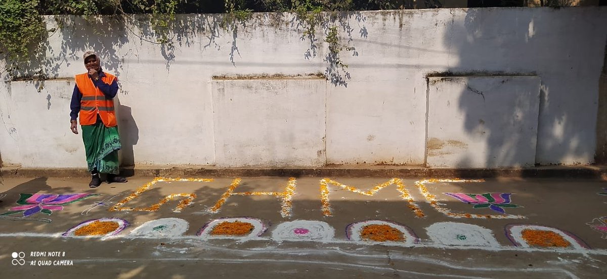 es_circle25's tweet photo. #SwachhSurvekshan2021Hyderabad
@GhmcSbm @swachhhyd @zckukatpally @KTRTRS @SwachSurvekshan @SwachhBharatGov 
Sustainability of eliminated GVP point by regular vigilance and awareness through rangoli at Angadipet, Quthbullapur, Hyderabad.Say No to Open Littering!Let's keep it clean https://t.co/B1CNxIY33g
