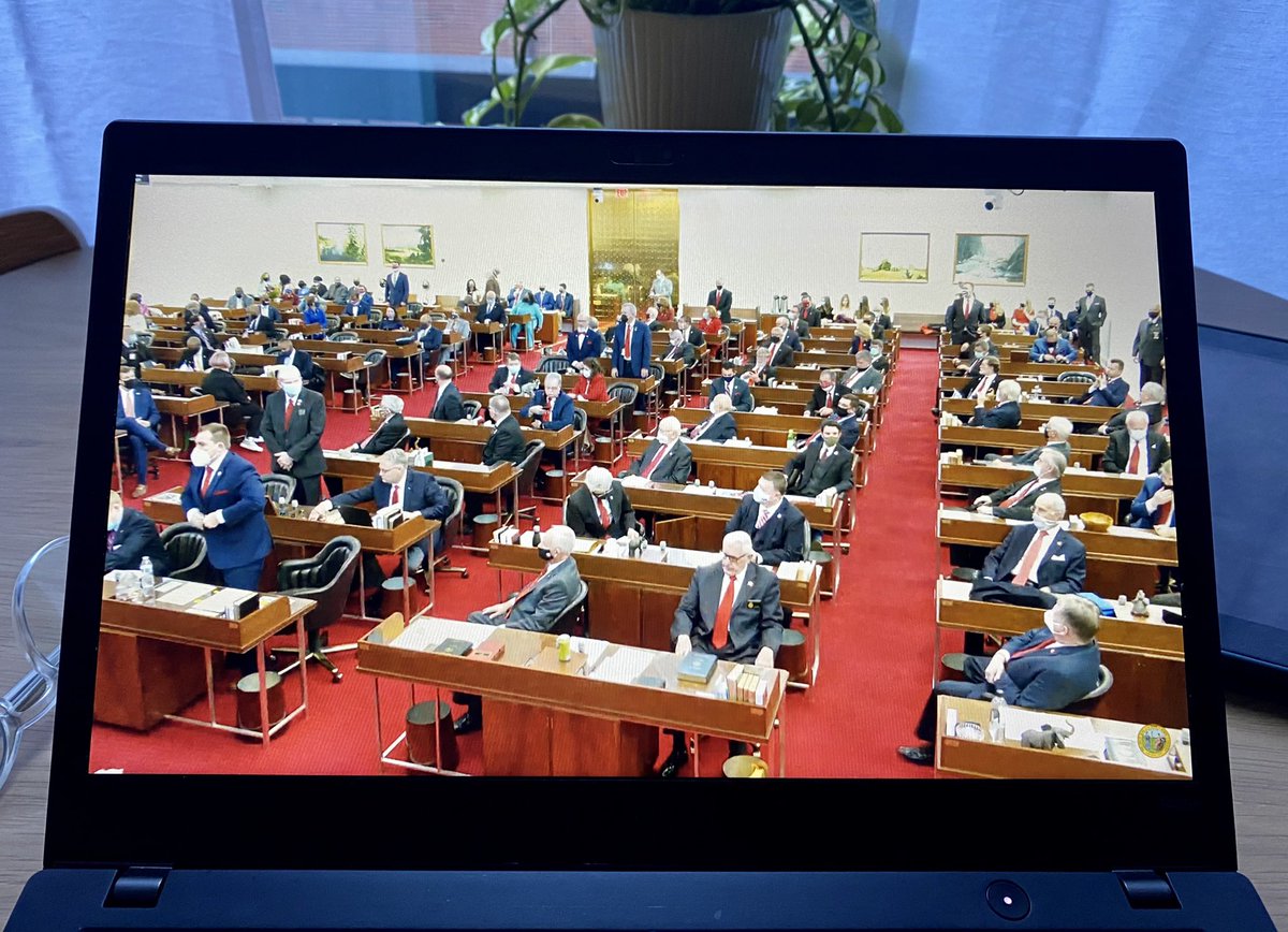 KeepnUpWJonesSt's tweet photo. It’s official, the #NCGA is back in session! While the first day of the 2021-2022 long session may look a little different than the start of sessions in the past, our team is excited to be back, see some familiar faces, &amp; get to know all of our new members! #ncpol https://t.co/tWSQUa1j4n