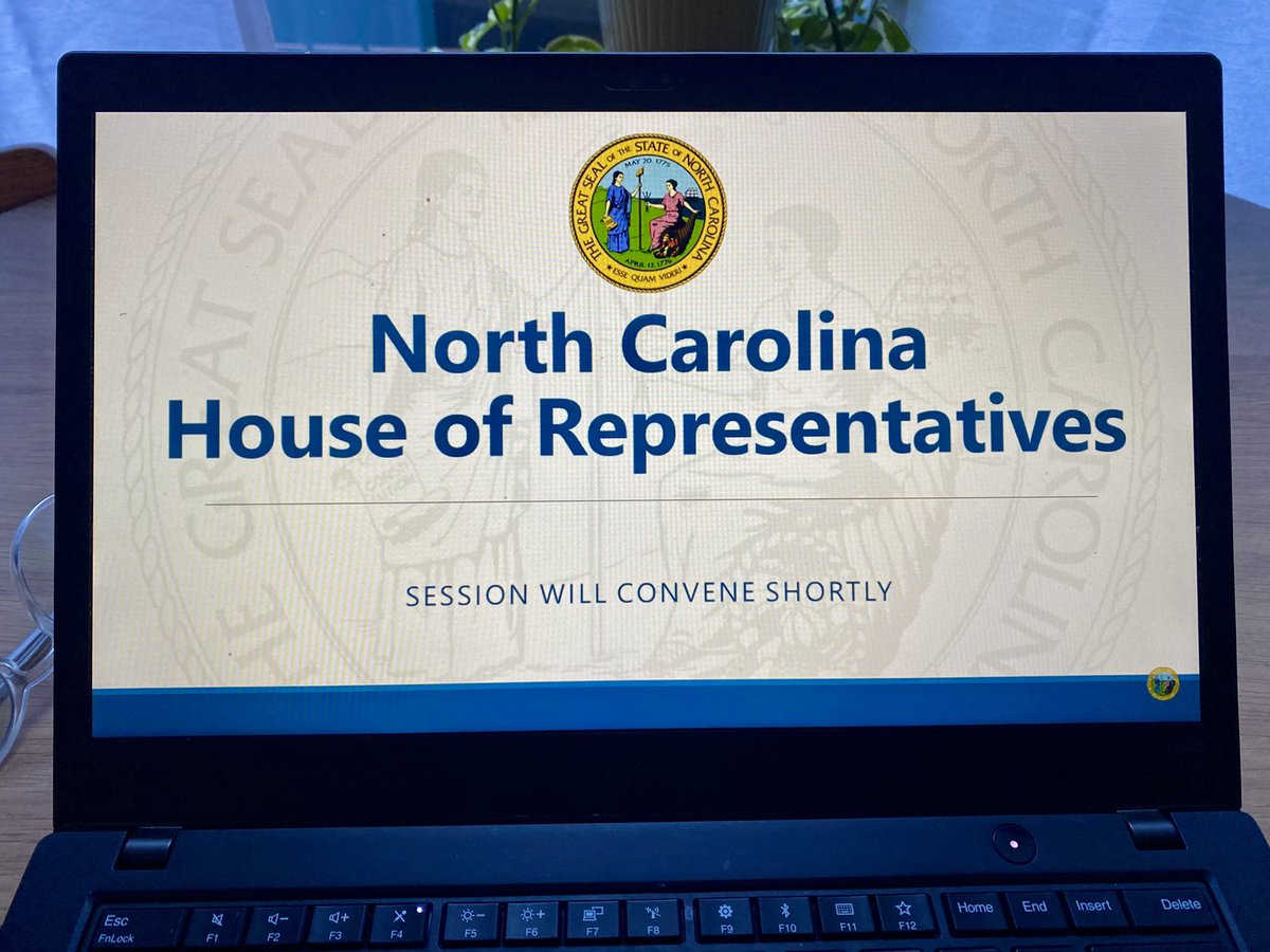 KeepnUpWJonesSt's tweet photo. It’s official, the #NCGA is back in session! While the first day of the 2021-2022 long session may look a little different than the start of sessions in the past, our team is excited to be back, see some familiar faces, &amp; get to know all of our new members! #ncpol https://t.co/tWSQUa1j4n