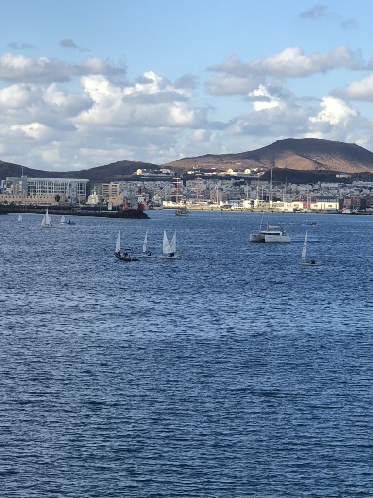 jfguzmanm's tweet photo. Después de la tormenta siempre llega la calma!!!!! #Avanzando #GranCanaria #avenidamaritimalaspalmasGC #VeleroLlamadoLibertad #AdiosFilomena https://t.co/b2GurSxjnE
