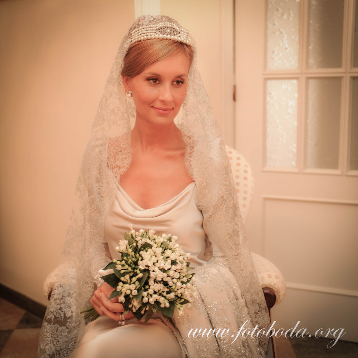 fotobodagranada's tweet photo. Nuestras preciosas novias.... 😍 ¿Te casas? Visita nuestra web https://t.co/OJ0J4wSVyV #FelizMiercoles #Miercoles #Granada #FotoBodaGranada #BodasGranada #Bodas2021 #ComercioLocal #Fotografos https://t.co/NxVvfEotLp