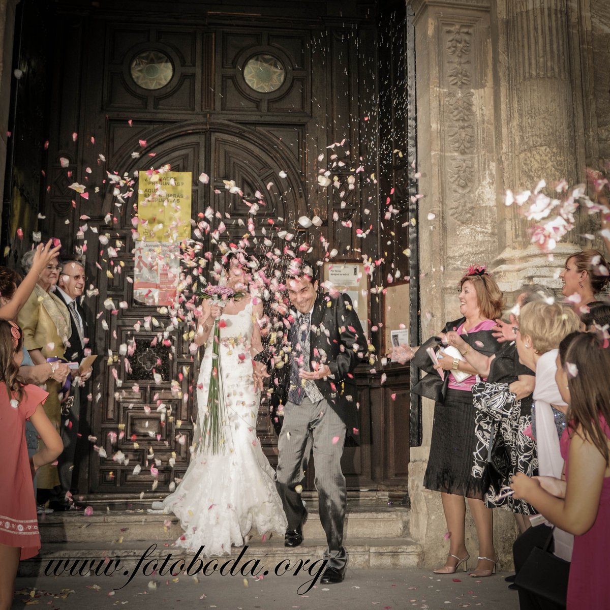 fotobodagranada's tweet photo. 📸En FotoBoda Granada somos especialistas en fotografía nupcial. ¿Te casas? Visita https://t.co/OJ0J4wSVyV #Granada #BodasGranada #Bodas2021 #Bodas #Novias #FotoBodaGranada #ComercioLocal #Miercoles #FelizMiercoles https://t.co/wWPtkxuz1e