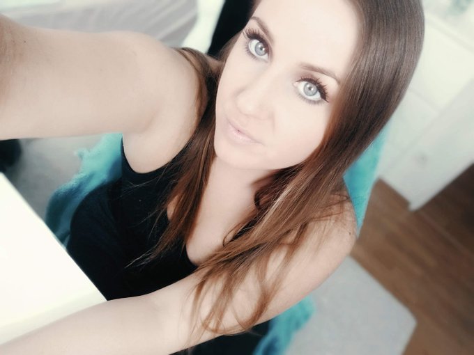 Hey ihr S&uuml;&szlig;en <3   https://t.co/mOTREPaRXP  visit my page darling <3   #camgirl #livecam #online #telefonsex<a href="/tag/camgirl"class="tags"><span>#camgirl</span></a><a href="/tag/dirtytalk"class="tags"><span>#dirtytalk</span></a><a href="/tag/livecam"class="tags"><span>#livecam</span></a><a href="/tag/versaut"class="tags"><span>#versaut</span></a>