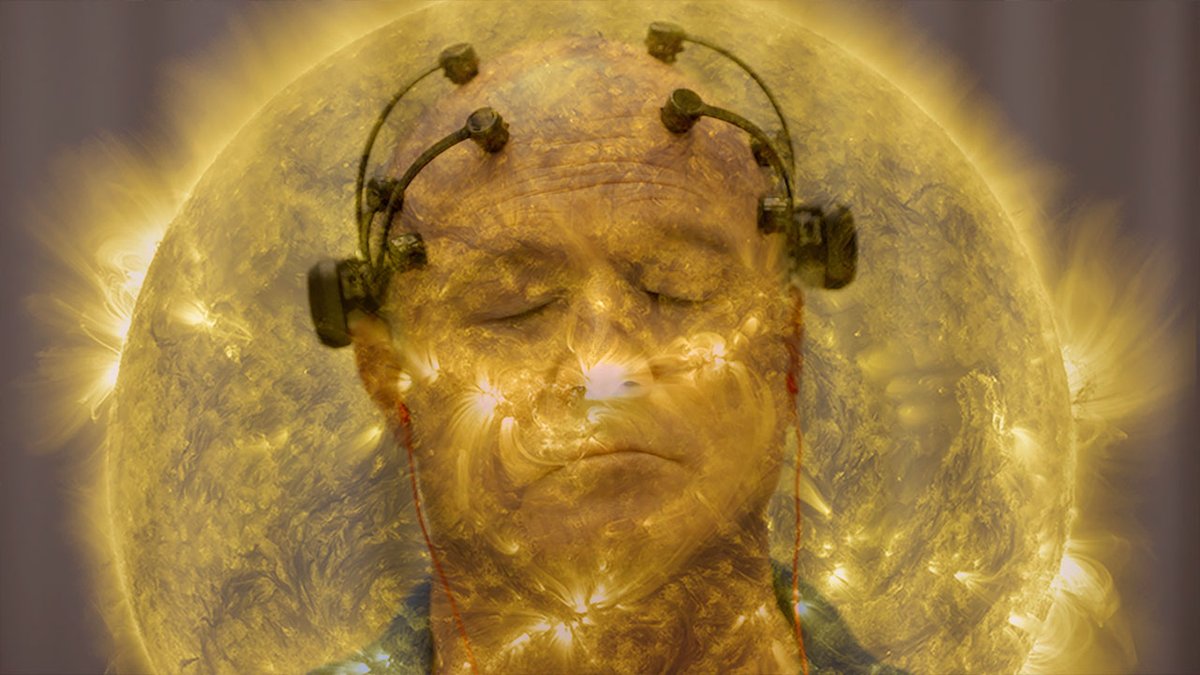 labocine's tweet photo. Science at Sundance Goes Virtual @physp "From the story of a scientist inspired by scientific &amp; personal influences, to the search for truth that documentary films represent [...] shows the reach of science &amp; technology presented @sundancefest  2021" https://t.co/qX1JyhEfuH https://t.co/SmgbL5wR0Q