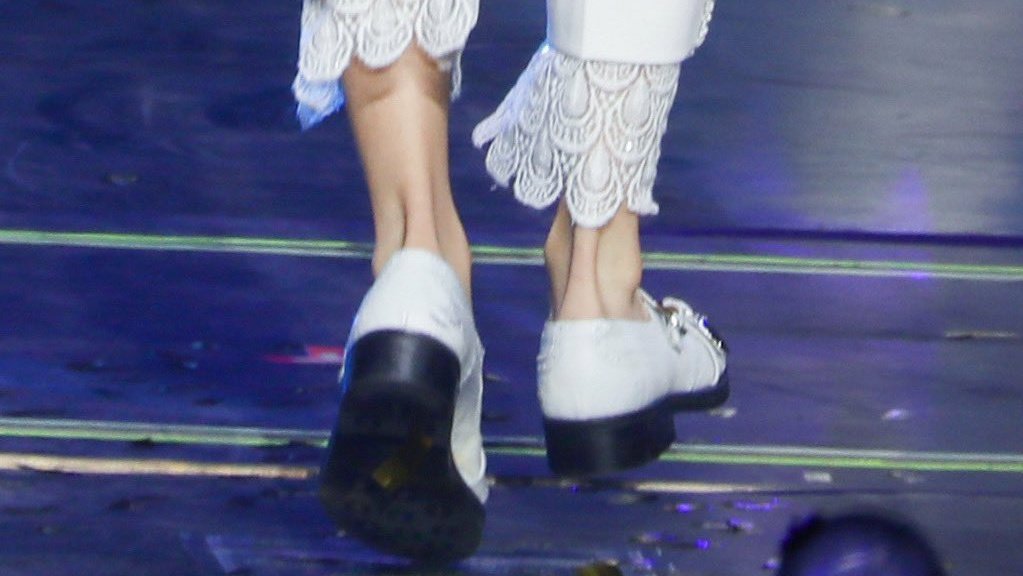 [🤴]
Bilekleri bile zarif, prens gibiler 🥺