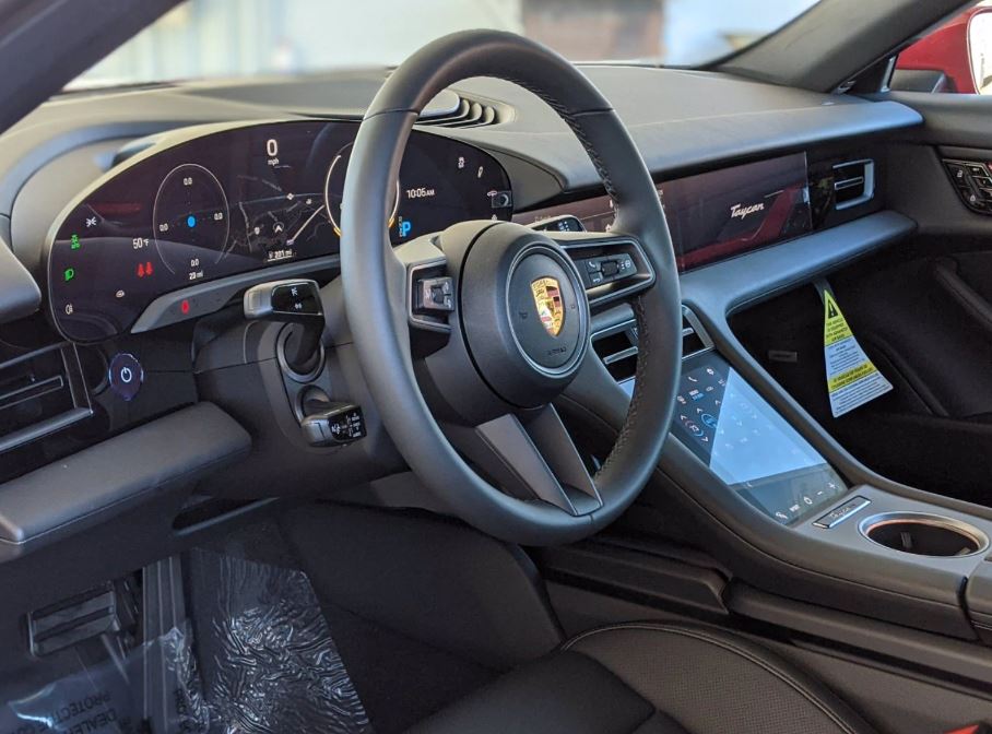 PorscheSouthpnt's tweet photo. Check out this 2020 Carmine Red Taycan 4s and its beautiful Black interior!

#Porsche #PorscheSouthpoint #PorscheTaycan #Taycan4S #Taycan #Durham #Raleigh #Cary #Triangle https://t.co/tbMOh8G1b4