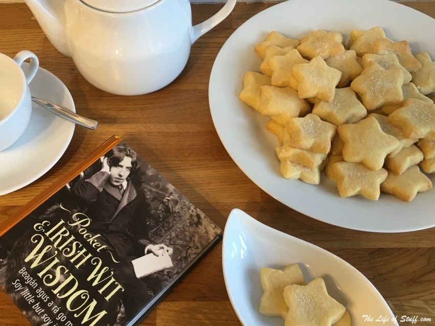 dLifeofStuff's tweet image. Easy Irish Shortbread Cookie Recipe Using 5 Ingredients buff.ly/39lnI3u

#SimpleRecipe #IrishFood #IrishShortbread #CookieRecipe