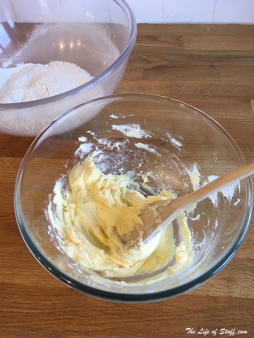 dLifeofStuff's tweet image. Easy Irish Shortbread Cookie Recipe Using 5 Ingredients buff.ly/39lnI3u

#SimpleRecipe #IrishFood #IrishShortbread #CookieRecipe