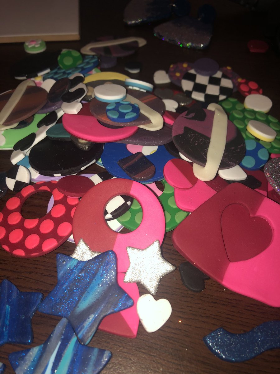 Makeadaze's tweet photo. Been hard at work sanding today. Lots of new things on the way before the month is over! Next job is photography and then the tedious job of measuring each piece for the Etsy listings! #shopsmallbiz #PolymerClay #handmadejewellery https://t.co/jbfBEnZj8h