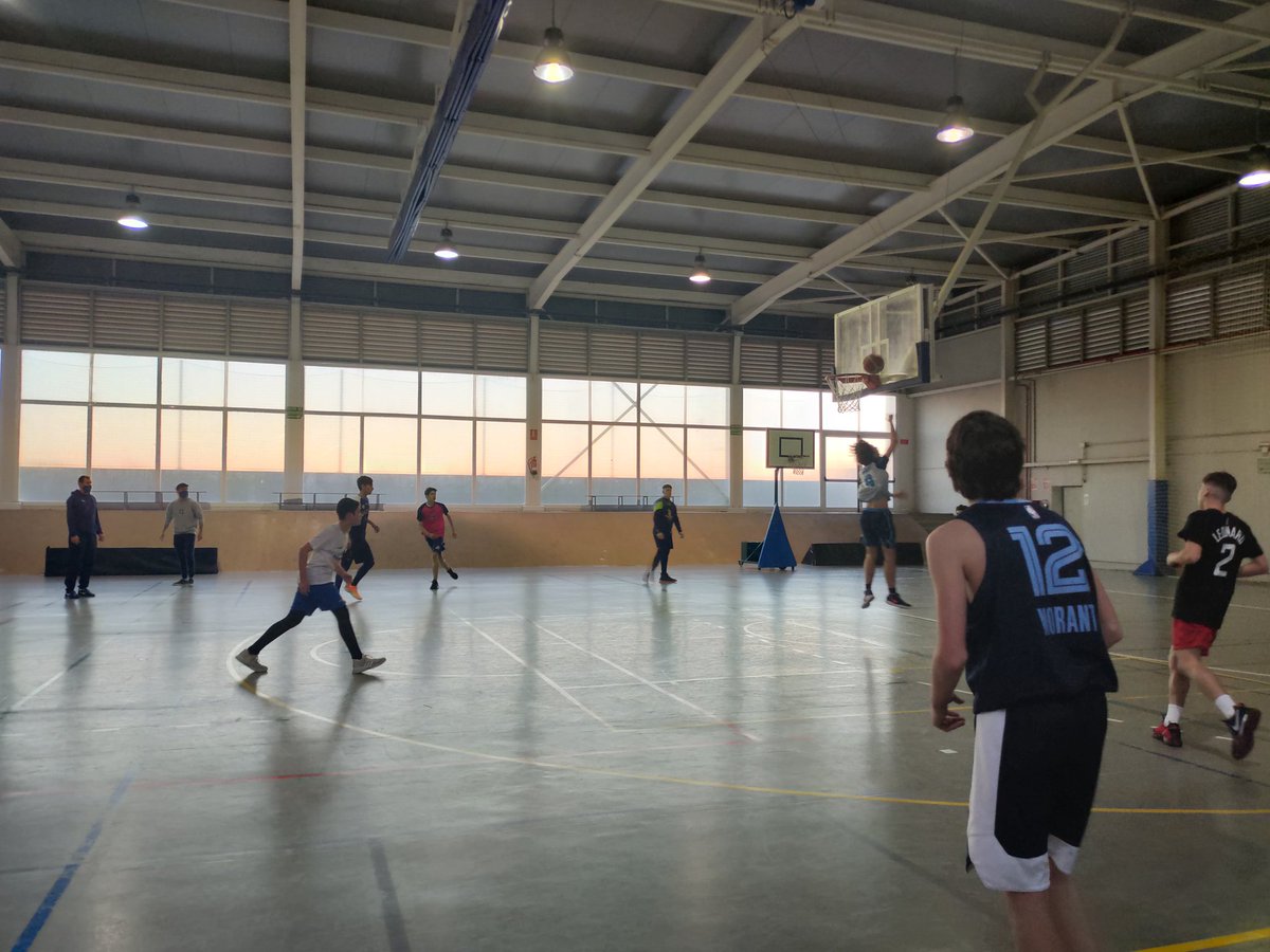 CBQalat's tweet photo. #MiniFem #MiniAzul #MiniBlanco #CadeteMasc #JuniorAzul #SeniorAzul https://t.co/QCGrcLsXMZ