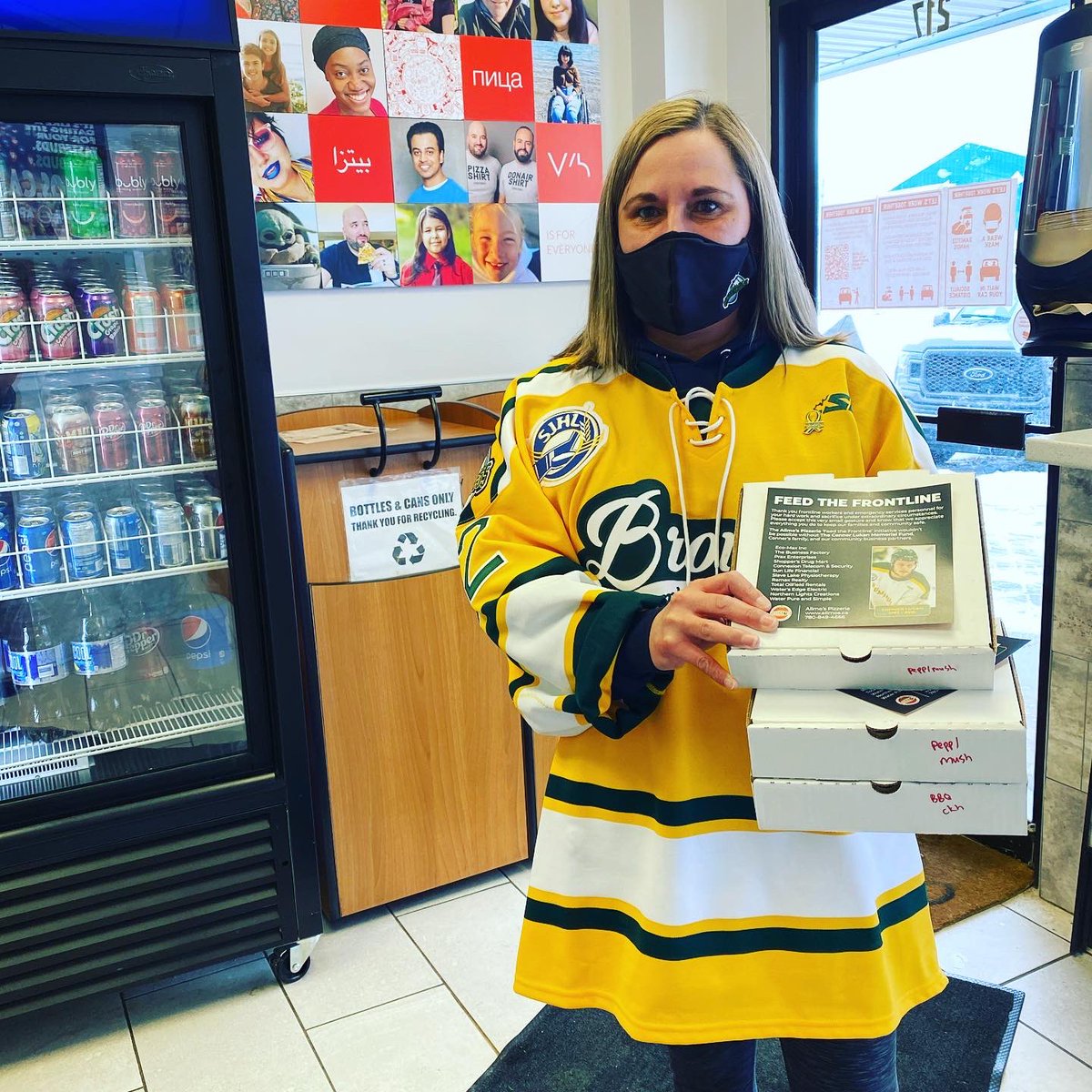 And just like that, 114 pizzas out the door to some of the most well deserving people we know. Thank you to our celebrity delivery woman, @robinlukan12 for the assist today. We will be also be feeding the night crew later tonight! #feedthefrontline #slavelake #alimospizzeria