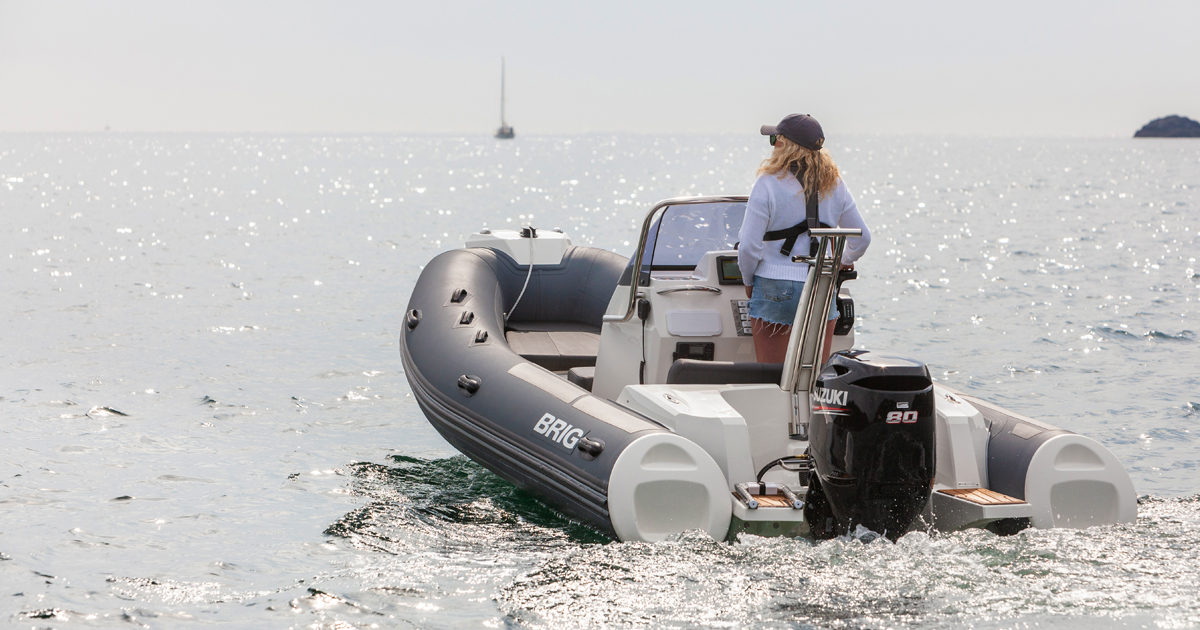 It's almost Friday!! As soon as this weekend hits we're jumping on our BRIG Eagle 4 and drifting off into the horizon 🌅 

Check out more of our Eagle series at bit.ly/35wpo95 and drift away with us.