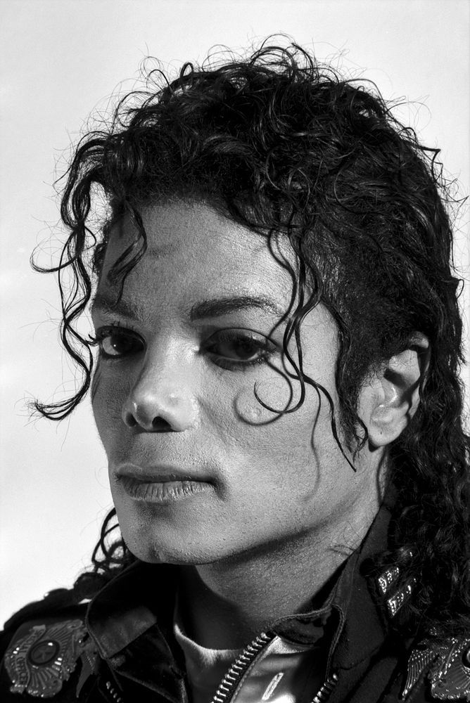 Tudo o que fez Michael Jackson ganhar o título de Rei do Pop - A thread.