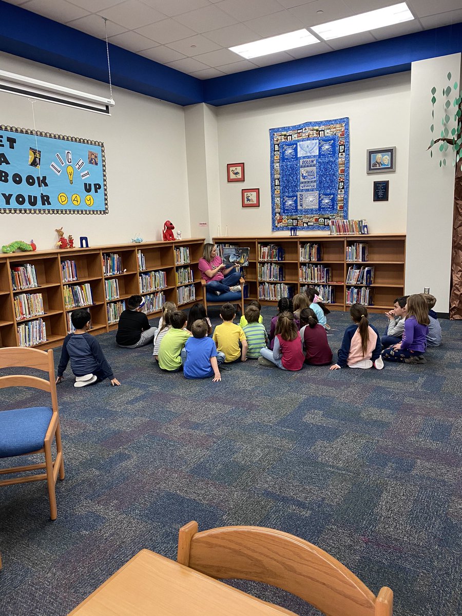 RLambert2015's tweet photo. We 💙 library time! #bestatYES #tenyearsYoung https://t.co/opAUj74YwZ