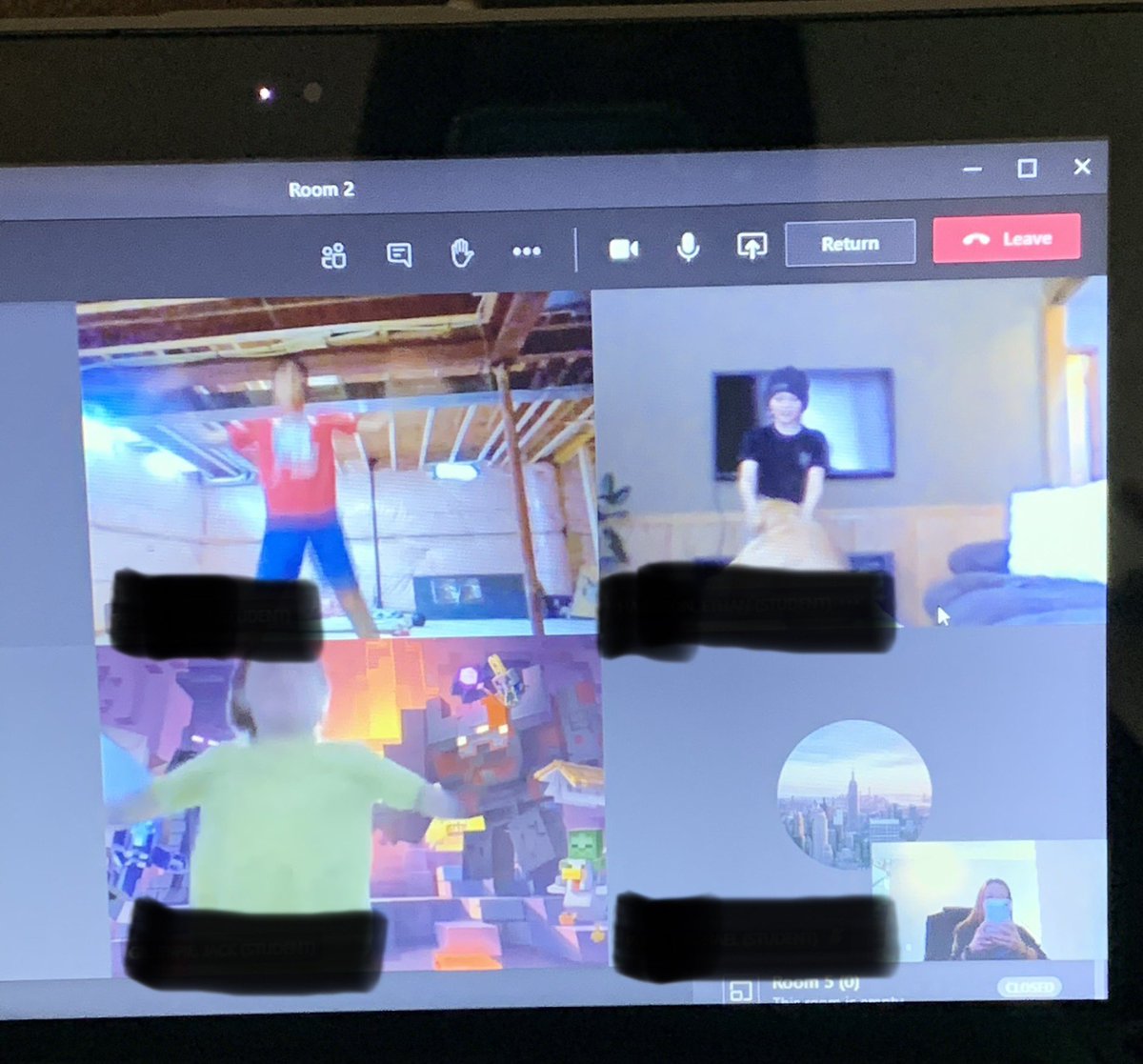 A little boot camp fitness from <a href="/boks_canada/">BOKS Canada</a> for these <a href="/Branlynbulldogs/">Branlyn Community</a>...even the puppy joined in!