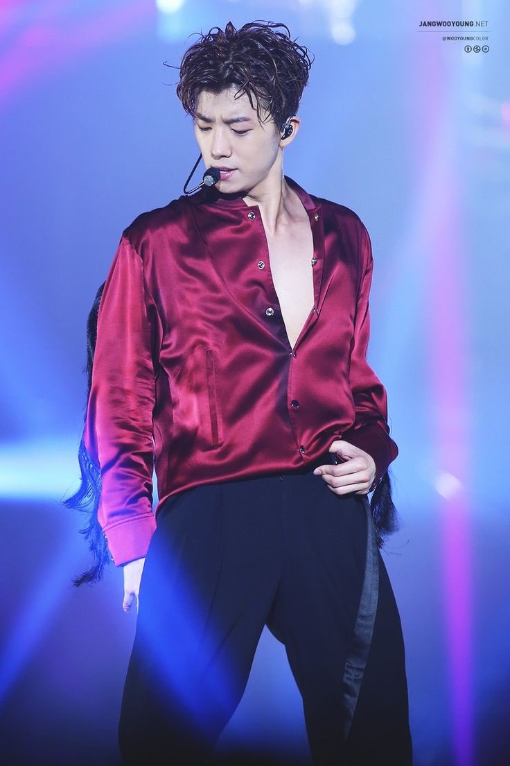 -is to be proud of someone/an accomplishment. IN OTHER WORDS. Wooyoung’s mandarin name could mean someone who is blessed with glory/great fortune to thrive in life 