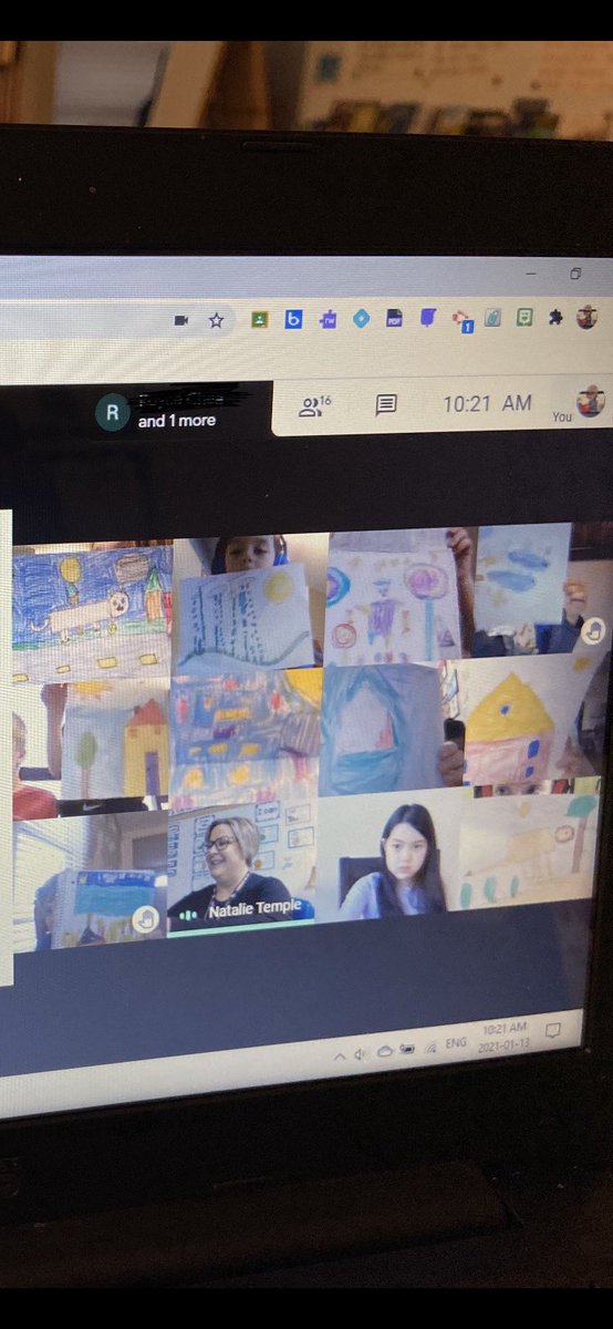 TempleTVDSB's tweet photo. Classroom setup and students sharing their Math Art!  Pictures made using SHAPES! #lockespride #lockes22 #onlinelearning https://t.co/IGo4nk1FbU