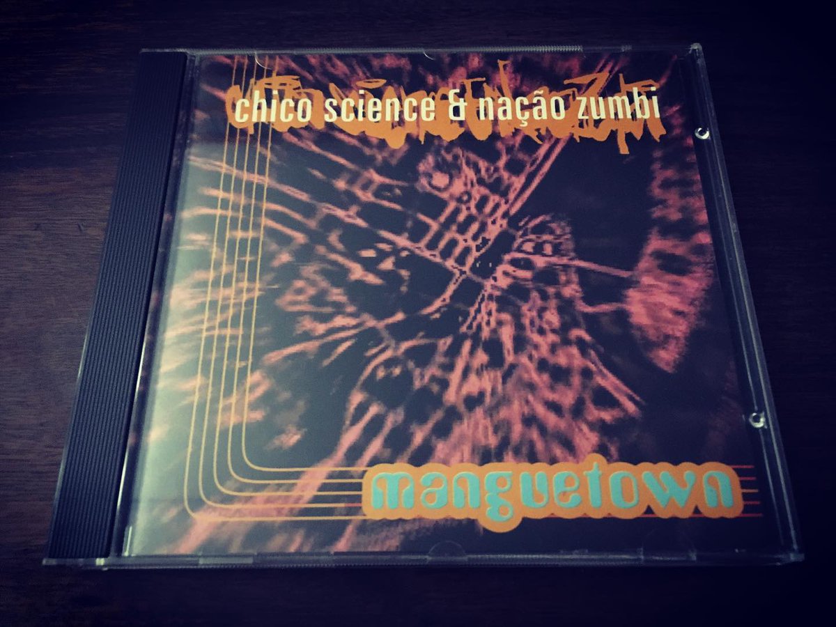pauloandremp's tweet photo. Há 25 anos, single de “Manguetown” era lançado, ainda durante as gravações de “Afrociberdelia”, p/ aproveitar a repercussão da participação da banda no Hollywood Rock.
Rádios brasileiras que já haviam cagado na cabeça do disco “Da Lama ao Caos”, continuaram a ignorar “Manguetown” https://t.co/OnUxtx2bxk