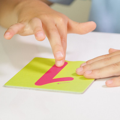 InfanityEs's tweet image. ¿Qué os parece si aprovechamos este frío para seguir aprendiendo ya sea en casa o en el cole? Os traemos un material que os prometemos que os va a encantar. Es de @akroseducational y se llama Tacto fichas de números y pre-escritura.🌨🌧☔#Infanity #teayudamosaeducar