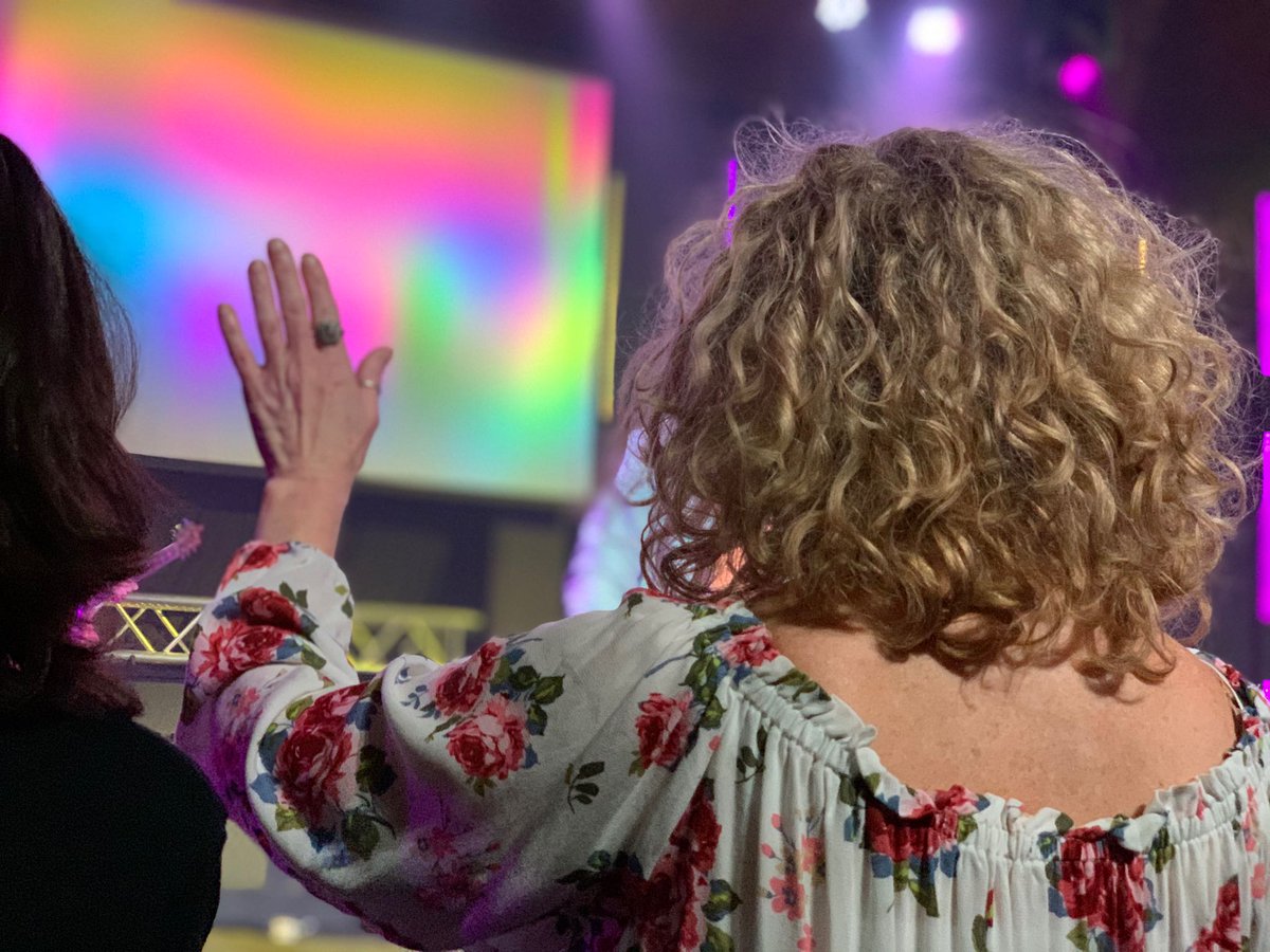 realifechurch's tweet image. When I see that cross, I see freedom
When I see that grave, I'll see Jesus
And from death to life, I will sing your praise
In the wonder of your grace
.
.
.
#hillsongworship #gracetograce #worship