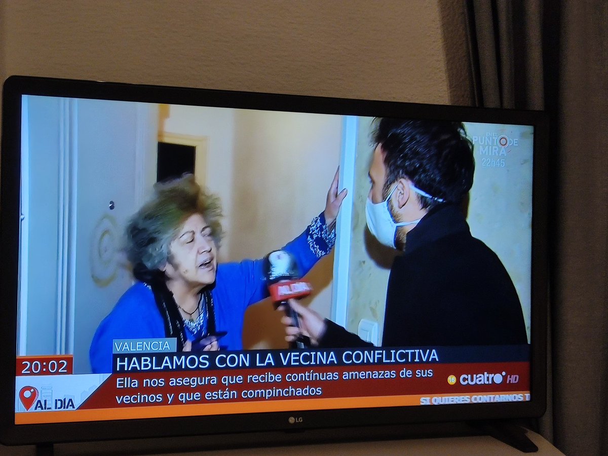 sahermar_'s tweet photo. Pero qué pasa en #Valencia con las vecinas???? #VecinasdeValencia @cuatro https://t.co/lz7XV6IjQx