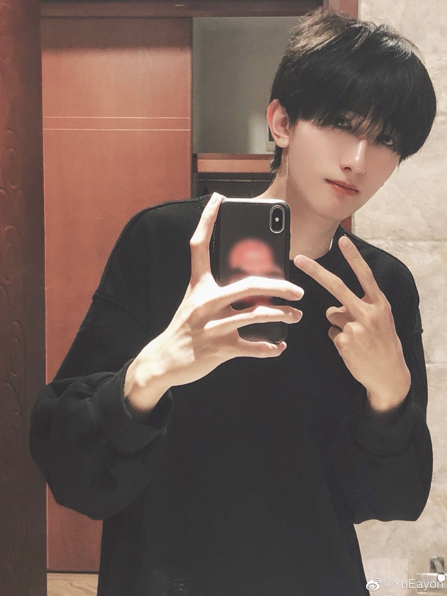 于洋- yu yang- 1999.09.19- from hebei- went to tianjin conservatory of music- under hot idol #于洋  #创造营2021  #Chuang2021  #创4  #ProduceCamp2021