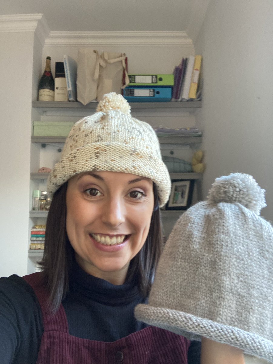 💕My wonderful Nan💕 has knitted 2 funky pom pom hats to donate to <a href="/choltheatre/">Chol Theatre</a> fundraiser, what a star!🌟 Any donations made between now and this Sun 17th Jan will be entered into a draw and 2 lucky winners will receive 1 of these beauties in the post x

crowdfunder.co.uk/project-cholav…