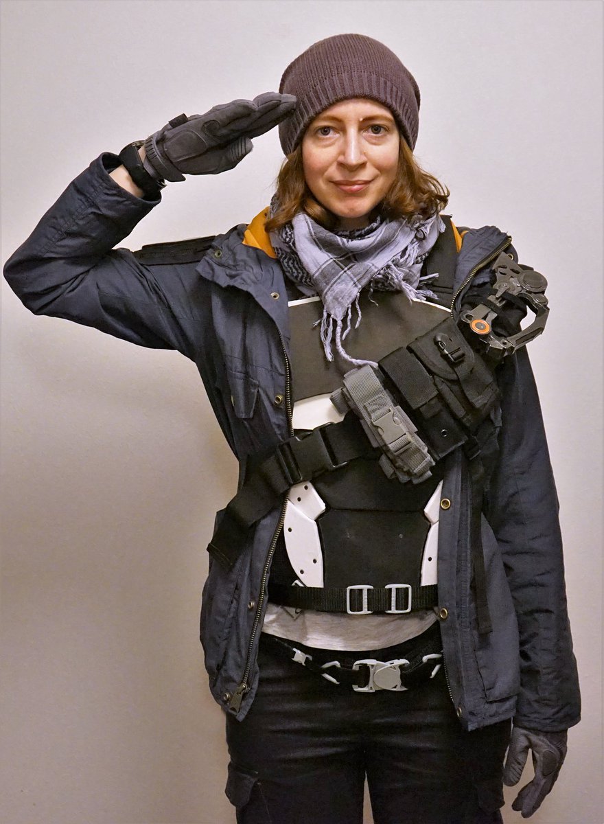 I missed Ubiday 2017 (October)! Insane crowd, but so much awesomeness with my fellow agents...! My Striker vest barely survives its "christening".