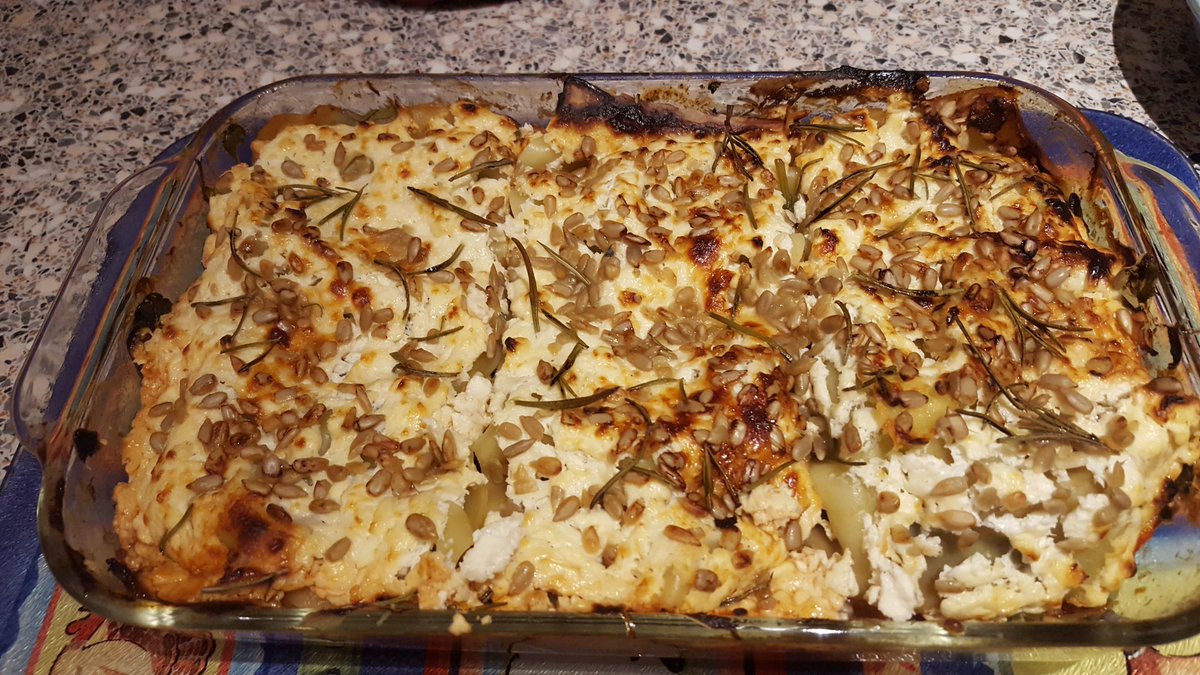 Just enjoyed this veggie lasagne from <a href="/jamieoliver/">Jamie Oliver</a> #everydaysuperfood cookbook. Squash, spinach, cottage cheese &amp; seeds. Delish!  #vegetarian