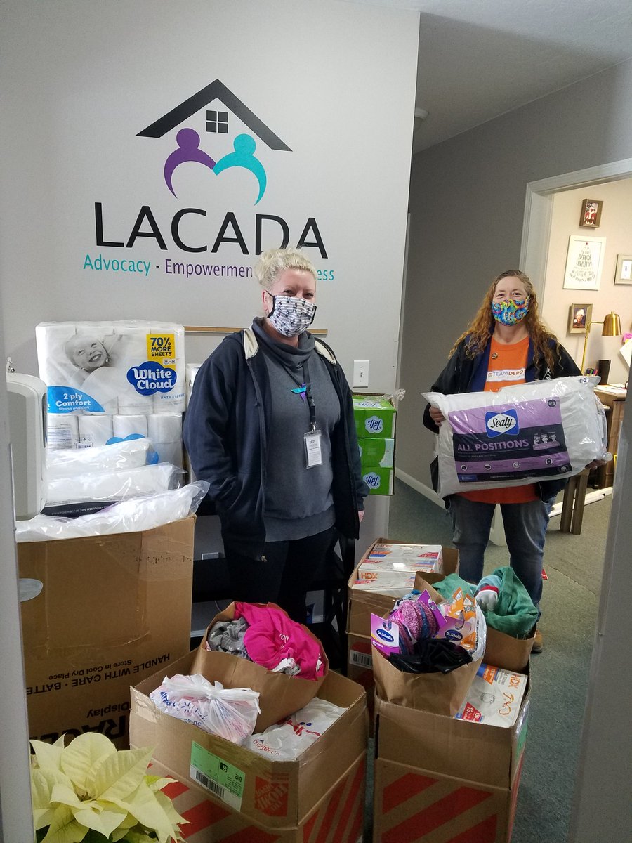 dkennedy681's tweet photo. #OperationSurprise at LACADA in Lapeer. Thank you Geordi and Stacy for supporting our community. @stacyp3006 @MickmeunierT @nltomlin @J_Koltunowicz @HDLapeer https://t.co/hGe2qKcljO