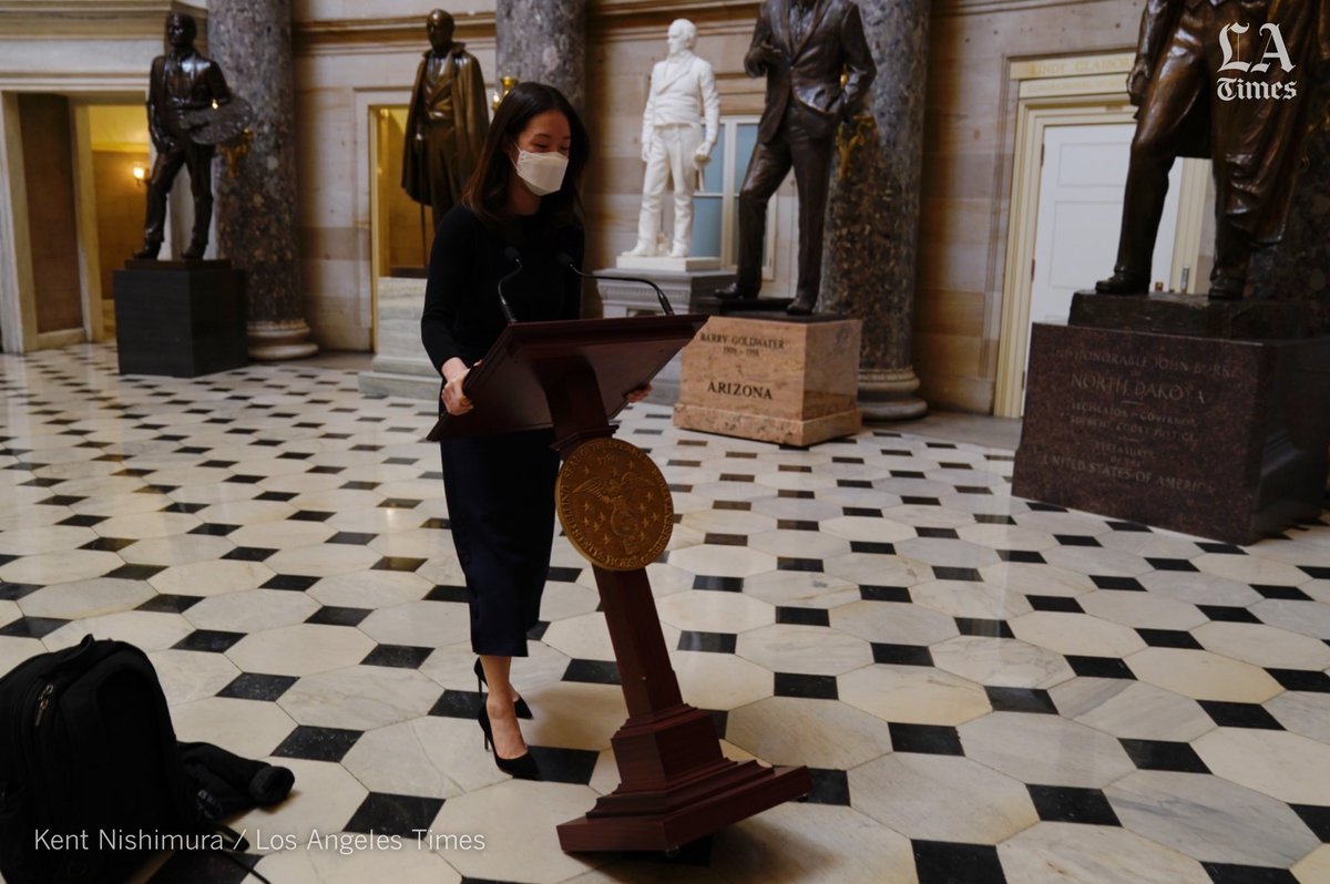 “Yes, it’s THE lectern.” #capitolhill