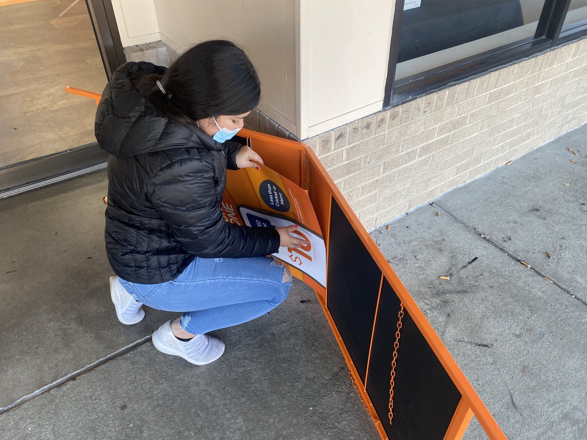 BoostJeff's tweet image. Gwtting new signs in the A Frame. Byod is where it is at! ⁦@mstockton_dish⁩