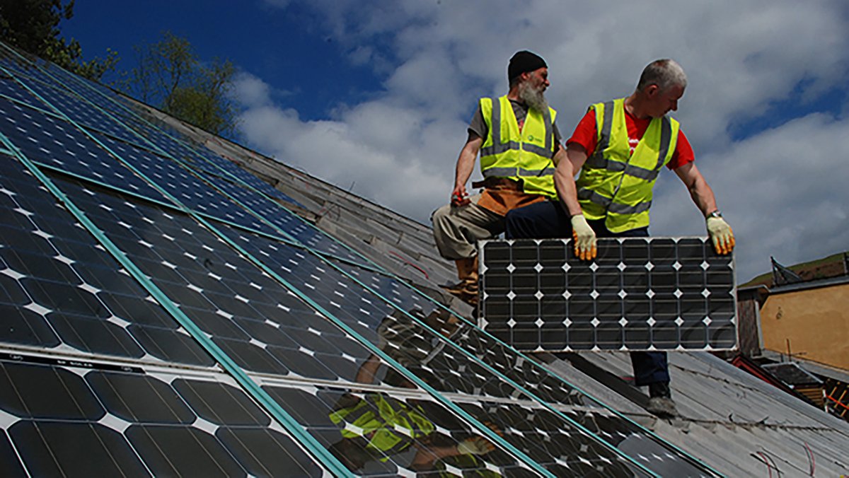 centre_alt_tech's tweet photo. Live now on Facebook - join CAT's Head of Graduate School Adrian Watson and #CATstudent Tanya Hawkes to explore a just transition to low carbon jobs.
https://t.co/z9DoBwx1jH https://t.co/iFoy9cfPrA