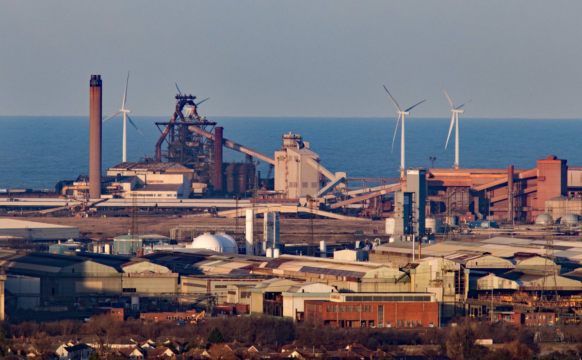 oldgreyheron's tweet photo. Views over #Teesside from High Godfalter Hill above Ormesby Bank. @lovembro @LoveTeesside @PictureTeesside @IndustrialTside @RCAmbassadors @teestransporter @HartlepoolWeb @teesriverstrust https://t.co/1aBUIJOrlu