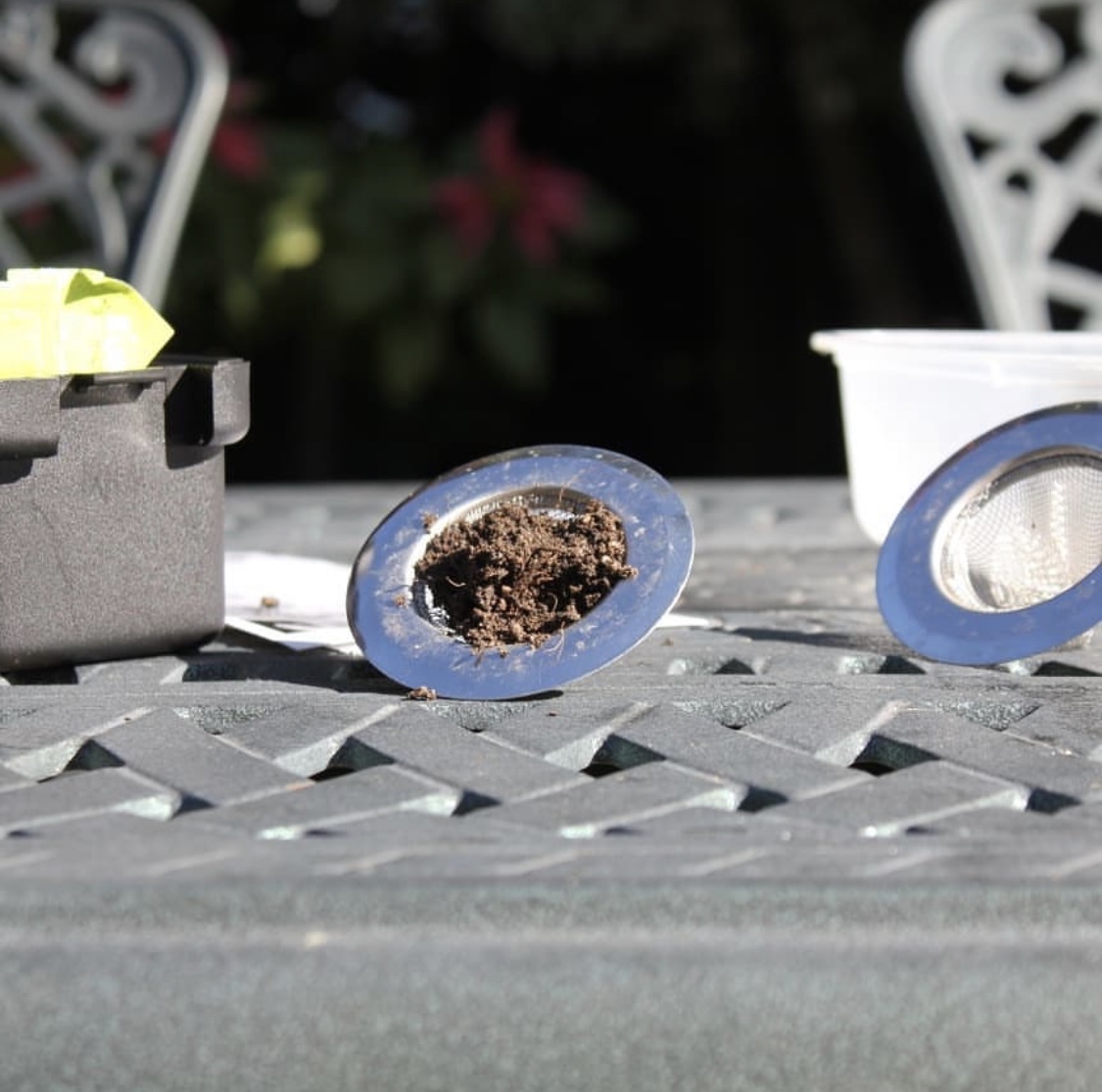 Micro_Biometer's tweet photo. Often, we are asked about variance – different results when you test the same sample. Our answer is that nature produces most of this variance. https://t.co/oPiO9jfLj4 #soiltest #soiltesting #soilresearch #soillab https://t.co/XYDv4tTKcf