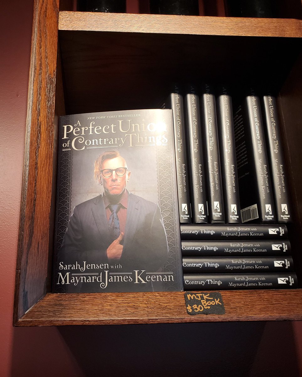 More #wine discovery in #scottsdale #Arizona #winetasting @CarlsonCreek <a href="/merkinvineyards/">Merkin Vineyards</a> <a href="/ScottsdaleToDo/">#LindaVino 🍷🍷</a> <a href="/SteveKubota/">Steve Kubota 🇨🇦</a> <a href="/Virginia_Made/">Kathy Wiedemann 🥂🍾</a> <a href="/theswirlingderv/">The Swirling Dervish</a> <a href="/RedWineCats/">Misty</a> <a href="/CaraMiaSG/">Cara Mia🍷💁🏻‍♀️</a> <a href="/cara_vino/">cara rutherford</a> <a href="/magee333/">Laura</a> <a href="/jflorez/">Joe Florez</a> @MiniWineGirl <a href="/cccjoe/">Joe Lyons</a> <a href="/i_stephie/">Steph :)</a> @cvburkett <a href="/winewankers/">The Wine Wankers 🍾🤛🎉🥂</a> <a href="/Rebel_Vino/">Rebel Vino</a> <a href="/masi3v/">The Drunken Cyclist</a>