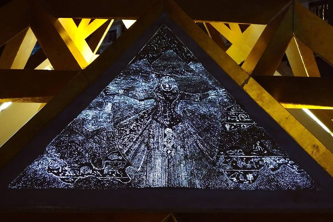 NguyenForArt1's tweet photo. Pyramid
——————————

Location: Landmark 81 skyscraper, Ho Chi Minh, Viet Nam
Material: T.light – an application of https://t.co/9LlmBUwjdC EFFIX
Creation: Nguyen for Art

#pyramid #highestbuilding #skyscraper #design #luxury #art #architecture  #creative #vietnam #amazing https://t.co/Pu8dfgZ3UK